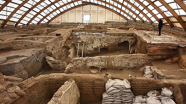 Çatalhöyük yeni buluntu ve teşhir alanlarıyla daha çok ziyaretçi çekecek
