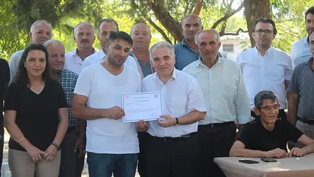 Çaycıdan 'insanlık ölmemiş' dedirten davranış
