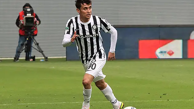 Cebrail Karayel Altay'dan ayrıldı