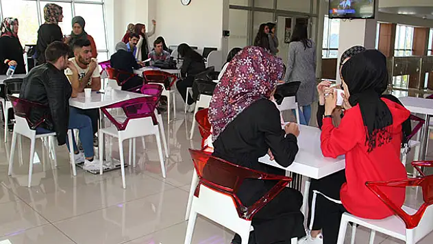 Celaleddin Karatay Gençlik Merkezi'ne yoğun ilgi