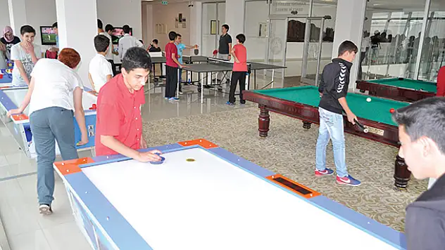 Celalettin Karatay Gençlik Merkezi'nde son kayıt 25 Ocak