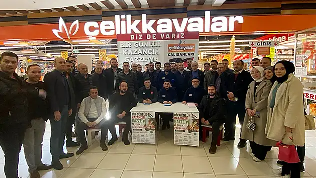 Çelikkayalar AVM Çalışanları Gazze'ye destek verdi

