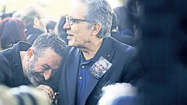 Cem Yılmaz, o fotoğrafla ilgili konuştu