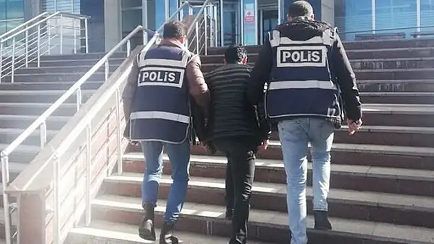 Çember-6 Operasyonlarında, 2 bin 136 firari yakalandı!