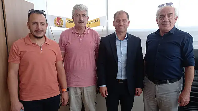 Cemiyet'ten Akyüz'e tebrik ziyareti