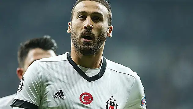 Cenk Tosun resmen Everton'da