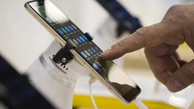 Cep telefonunda ÖTV yüzde 50'ye çıktı