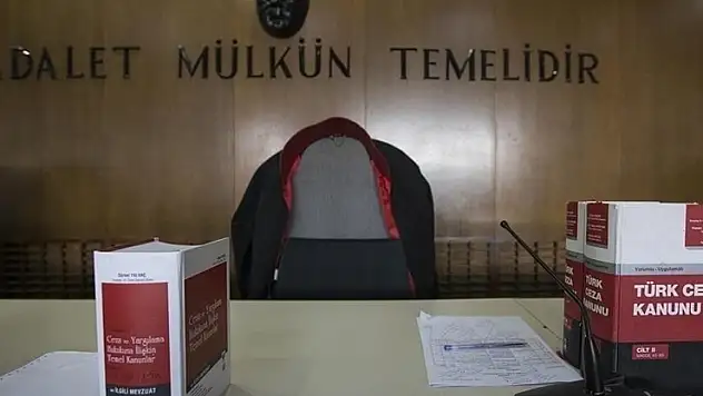 Cesedi göl kenarında bulunan kadının ölümünde 'ihmali olduğu' öne sürülen sanığa dava