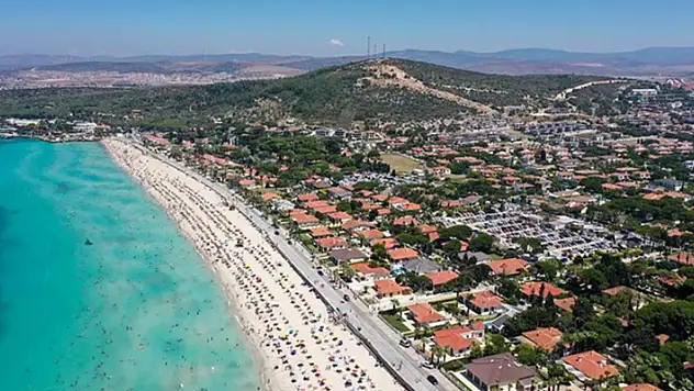 Çeşme Ilıca'da arsa satışa çıktı
