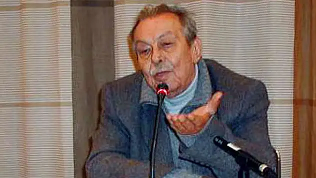 Çetin Altan hayatını kaybetti