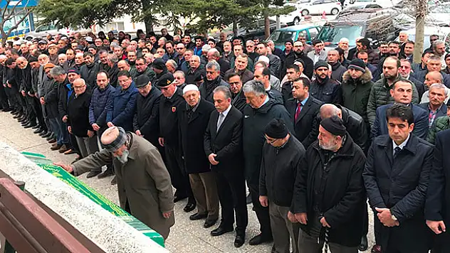 Çevik ailesinin acı kaybı