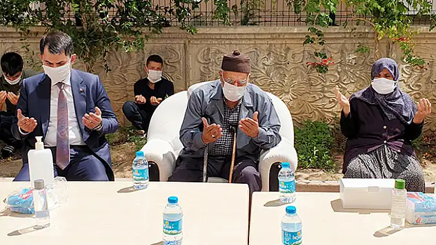 Çevre ve Şehircilik Bakanı Murat Kurum'dan, Çumra Belediye Başkanı'nın ailesine taziye ziyareti