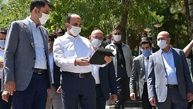 Çevre ve Şehircilik Bakanı Murat Kurum'dan vatandaşlara bayram ziyareti
