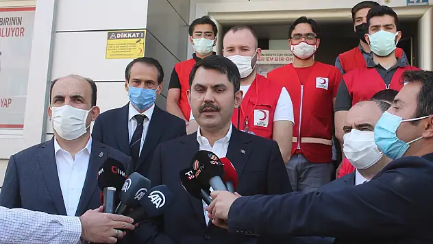 Çevre ve Şehircilik Bakanı Murat Kurum, Konya'da kan bağışında bulundu: