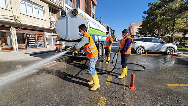 Çevre ve Şehircilik Bakanlığından Ilgın'a arazöz hibesi