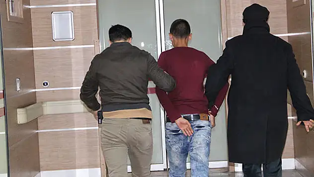Cezaevinden firar eden genç 6 saat sonra yakalandı