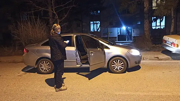 Cezaevinden izinli çıktılar kiraladıkları otomobille Konya'da hırsızlıkta yakalandılar