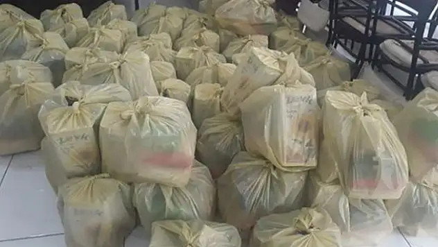 CHP Beyşehir Teşkilatı ihtiyaç sahiplerine gıda yardımında bulundu