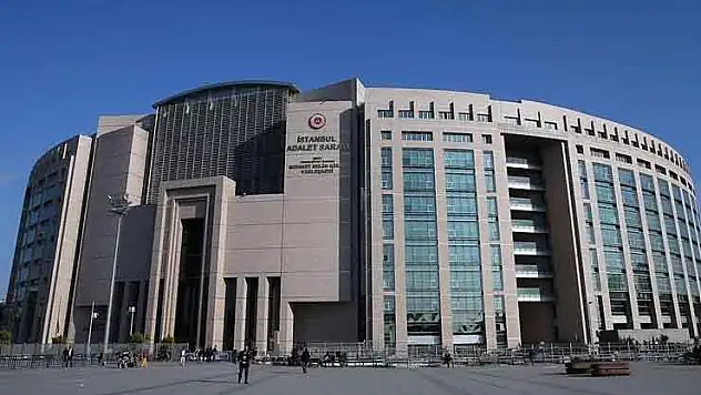 CHP İstanbul İl Yönetimi'nin görevden uzaklaştırılmasına yönelik davada, geçici kurulun görevine devam kararı