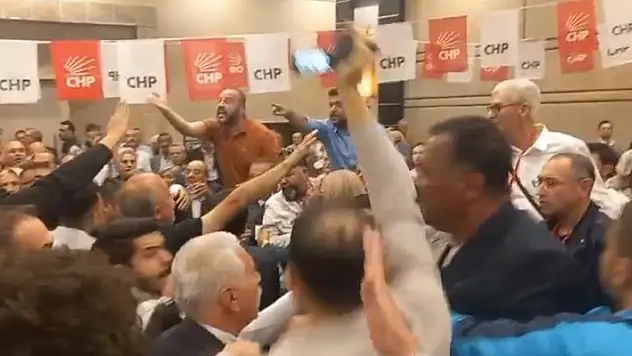 CHP Konya İl Kongresinde kavga çıktı: Belediye başkanı fenalaştı