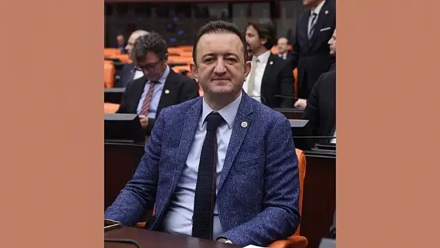 CHP Konya Milletvekili Barış Bektaş, Türkiye'de 11, Konya'da 1. oldu