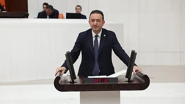 CHP'li Bektaş karşılıksız çek sayısına dikkat çekti
