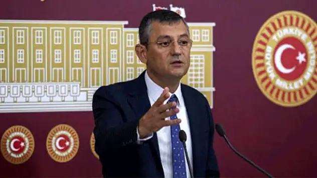 CHP'li Özgür Özel'den Yılmaz Ateş'in açıklamalarına tepki: Partisine ihanet etmiştir