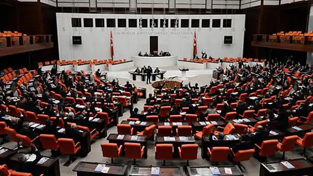 CHP'nin belgelerin araştırılması önergesi reddedildi
