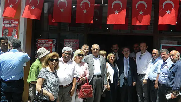 CHP'nin seçim koordinasyon merkezi açıldı