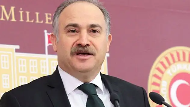 CHP paketin geri çekilmesini beğenmedi