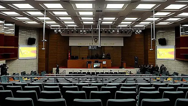 CHP PM üyesine 'Cumhurbaşkanına hakaret'ten hapis cezası