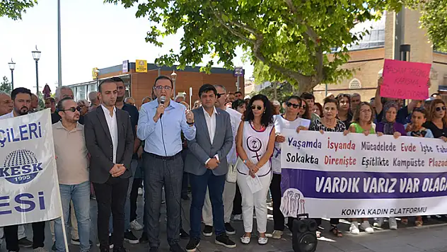 CHP'den, Konya'da kıyafetinden dolayı hastayı muayene etmeyen doktora tepki
