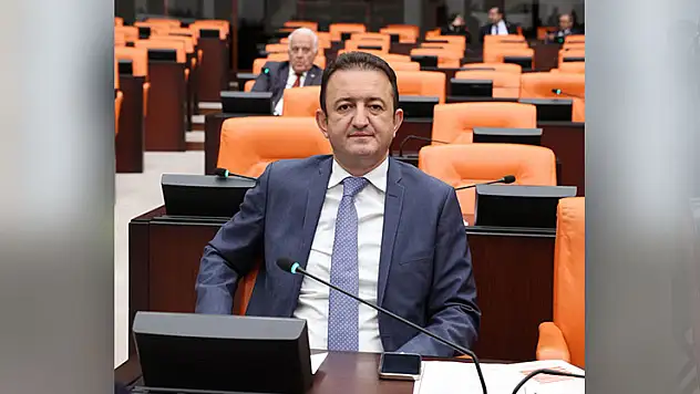 CHP'li Bektaş, şap hastalığını Meclis gündemine taşıdı