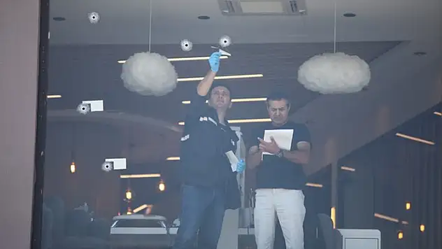 CHP'li belediye başkanının kızının güzellik merkezine silahlı saldırı düzenlendi!