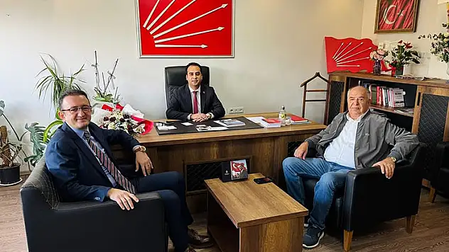 Çiçeği burnunda başkana ziyaret