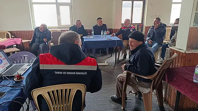 Çiftçiler için bereketli topraklarda Cuma buluşmaları sürüyor