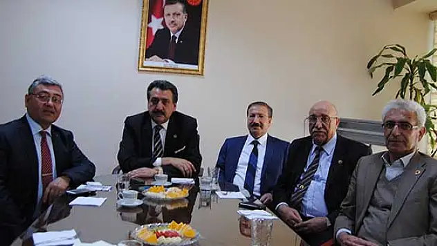 Cihanbeyli Belediye Başkanı Kale'den, Kulu Belediyesine ziyaret