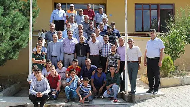 Cihanbeyli Belediyesi'nde Mobil Belediye Uygulaması Sürüyor