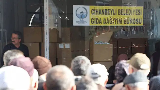 Cihanbeyli Belediyesi'nden ihtiyaç sahiplerine gıda desteği