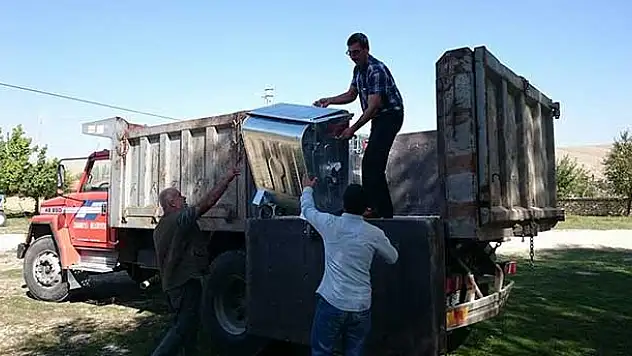 Cihanbeyli'de Çevre Kirliliğine Konteyner Çözümü