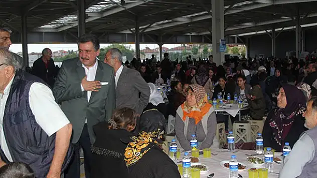 Cihanbeyli'de iftar coşkusu