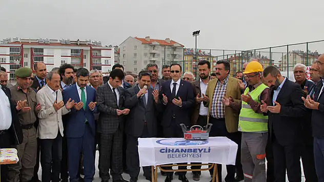 Cihanbeyli'ye modern kapalı pazar alanı