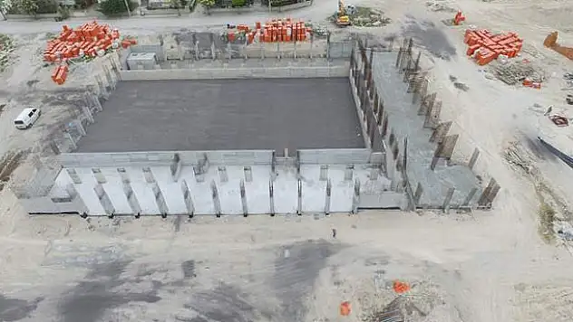 Cihanbeyli yeni Halk Eğitim Merkezi ve Spor Kompleks yapımı devam ediyor