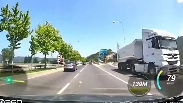 Çılgın kamyoncu otobanda tersten gitti