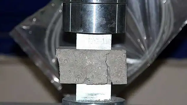 Çimentosuz beton üretildi