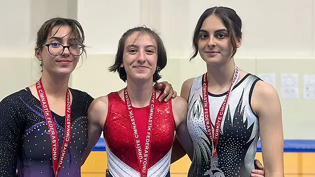 Cimnastikçiler Bolu'dan derecelerle döndü