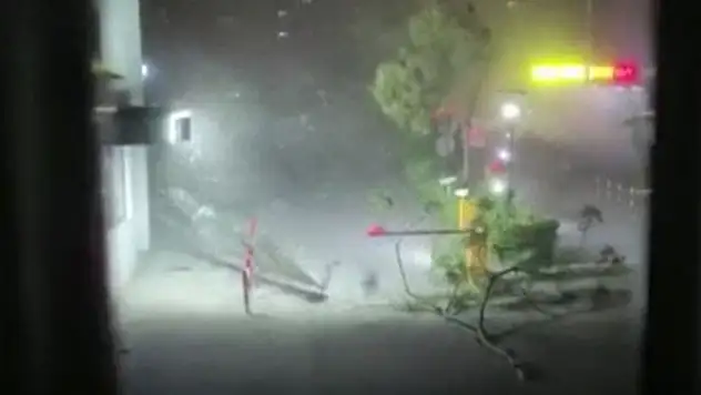 Çin'de fırtına: 11 ölü, 102 yaralı