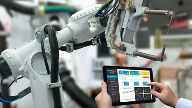 Çin'deki iş gücünün yüzde 5'i robotların eline geçecek