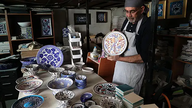 Çini ustası arkeoloğun imza eseri 'Kubbe-i Hadra' oldu