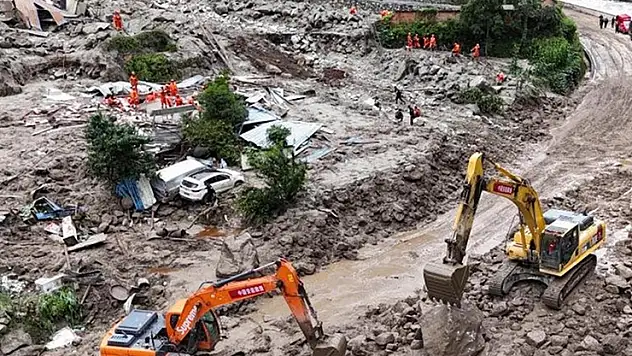Çin'in Hunan eyaletinde sel tehlikesi nedeniyle 95 bin kişi tahliye edildi